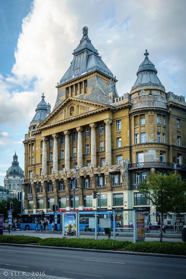 Central Quiet Studio B&B, Airport Connection Budapest Luaran gambar